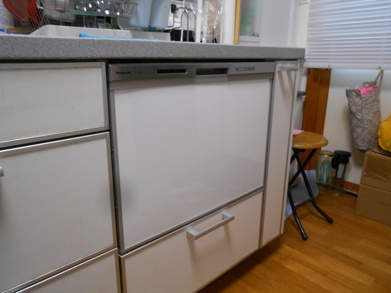 Panasonic製食器洗い乾燥機 NP-60MS8S