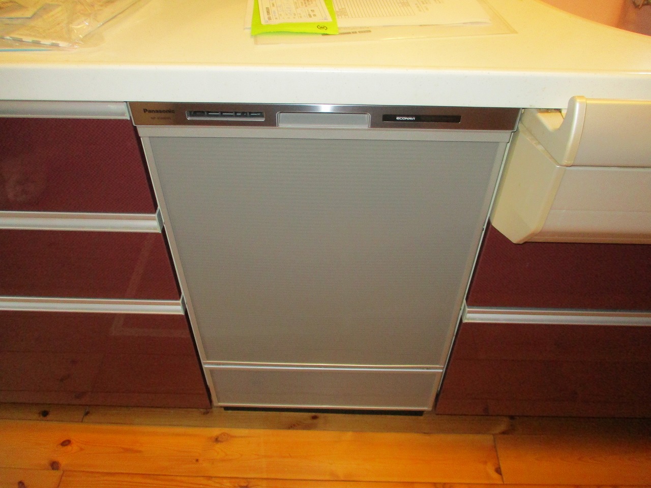 Panasonic製食器洗い乾燥機 NP-45MD9S
