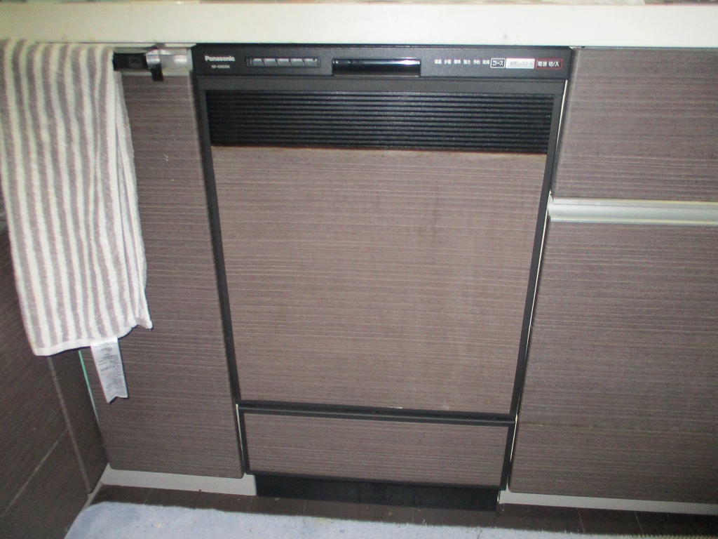 Panasonic製食器洗い乾燥機 NP-45RD9K