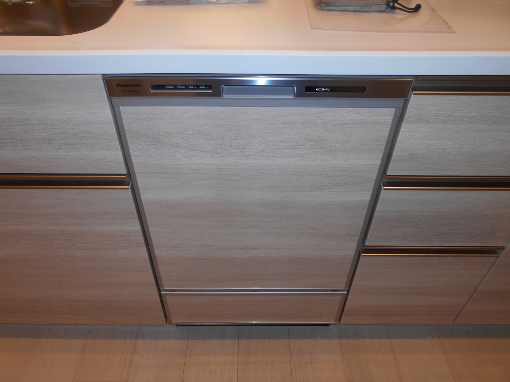 Panasonic製食器洗い乾燥機 NP-45MD9S