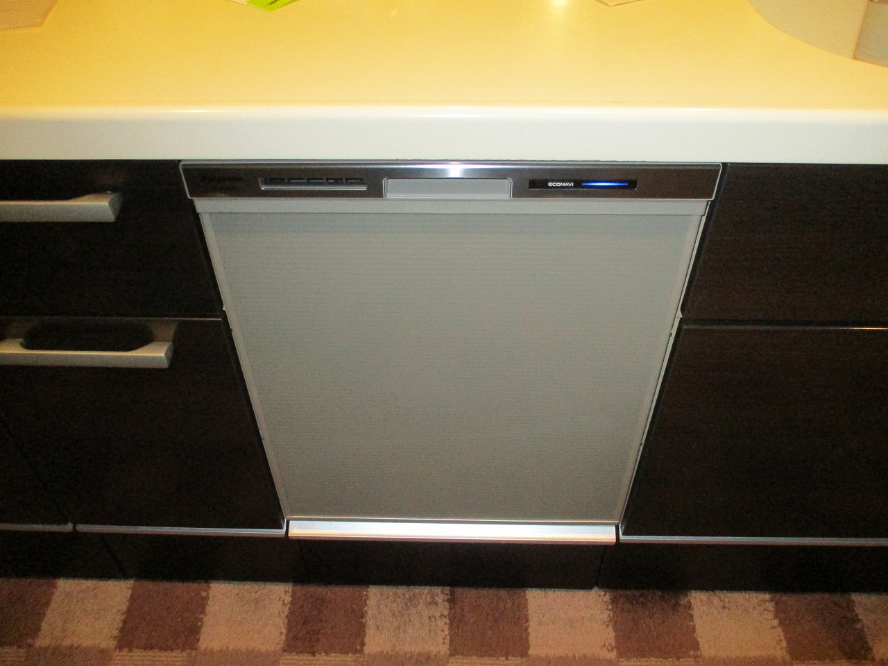 Panasonic製食器洗い乾燥機 NP-45MD9S