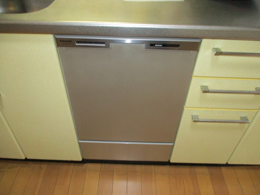 Panasonic製食器洗い乾燥機 NP-45MC6T