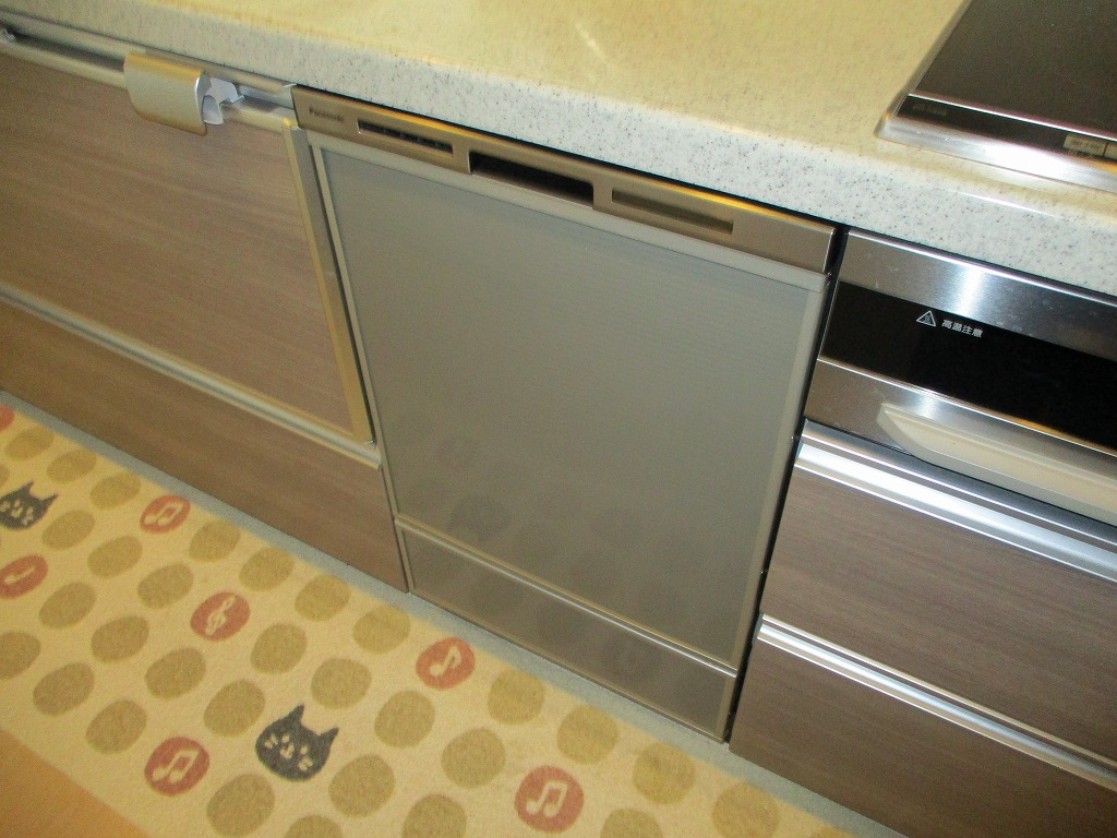 Panasonic製食器洗い乾燥機 NP-45MD9SP