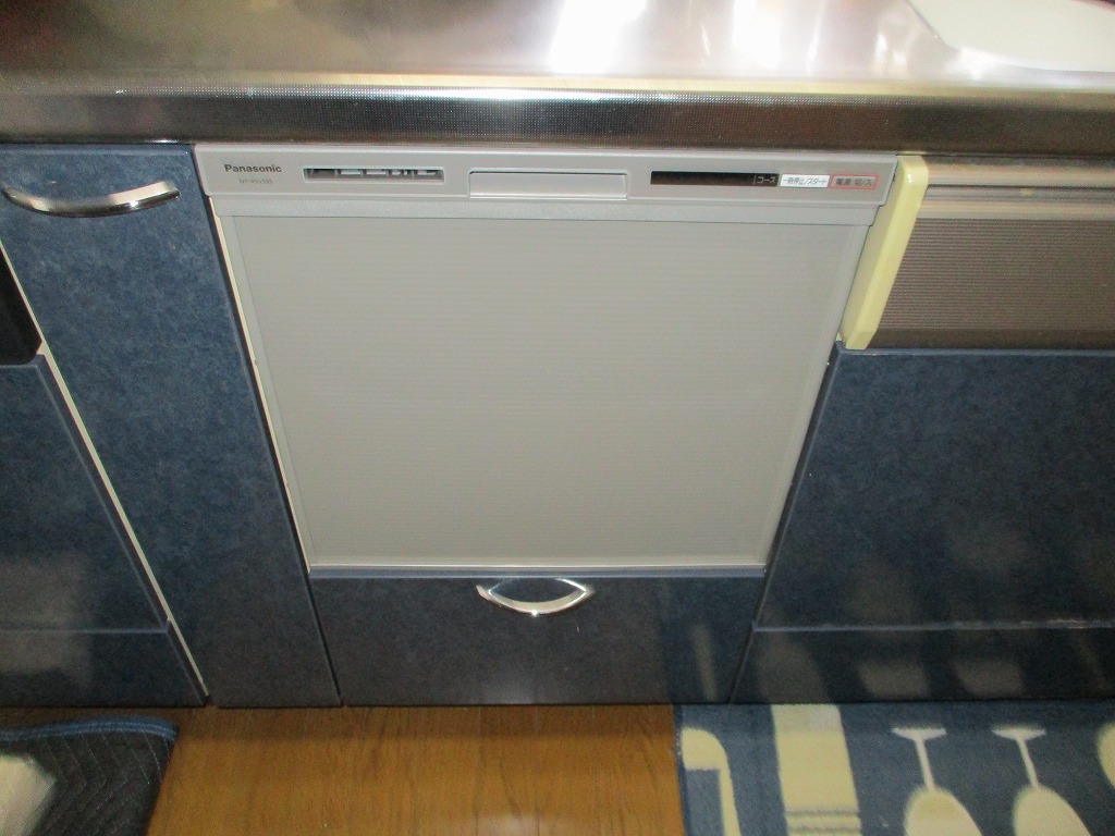 Panasonic製食器洗い乾燥機 NP-45VS9S
