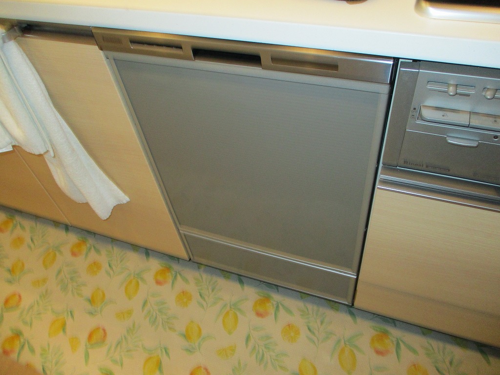 Panasonic製食器洗い乾燥機 NP-45MD9SP