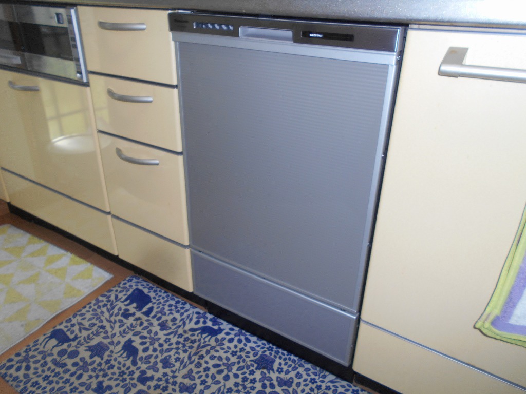 Panasonic製食器洗い乾燥機 NP-45MD9S
