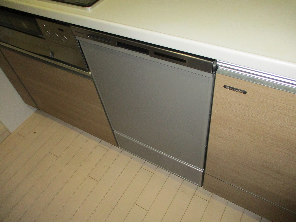Panasonic製食器洗い乾燥機 NP-45MD9SP