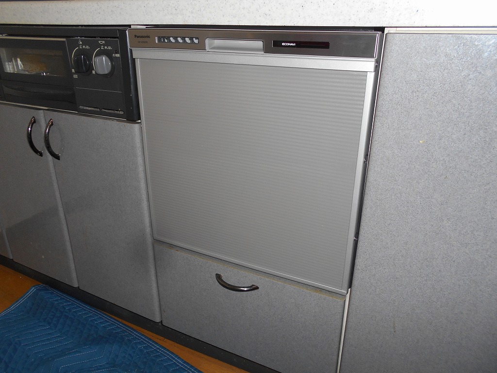 Panasonic製食器洗い乾燥機 NP-45MS9S