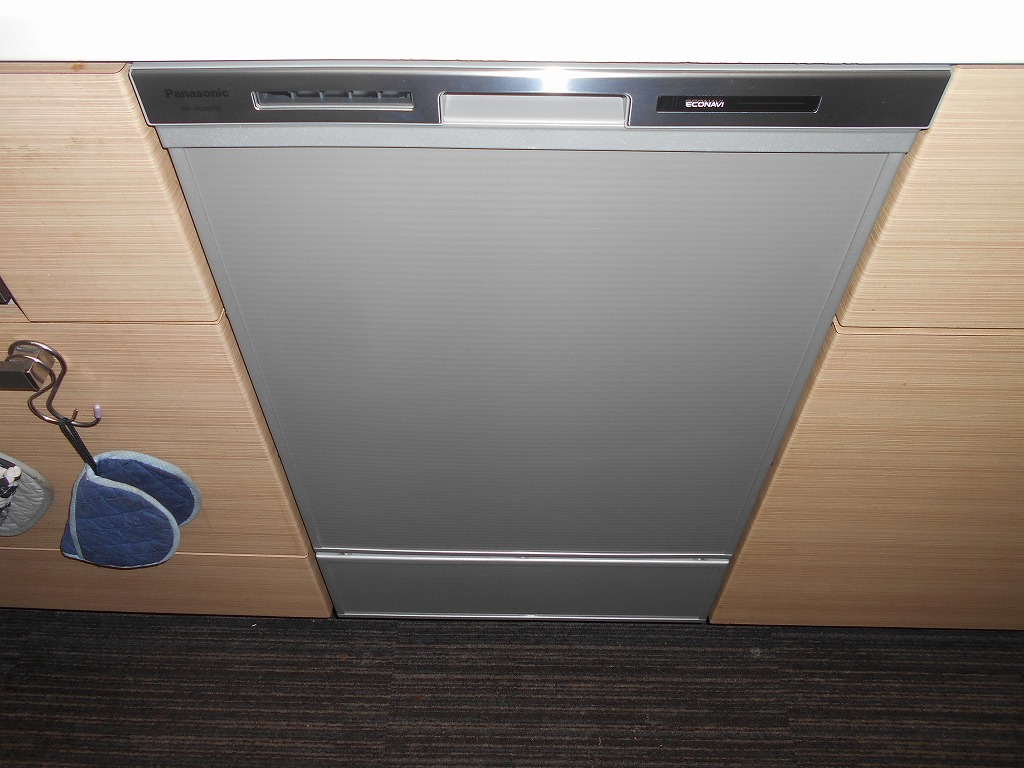 Panasonic製食器洗い乾燥機 NP-45MD9S