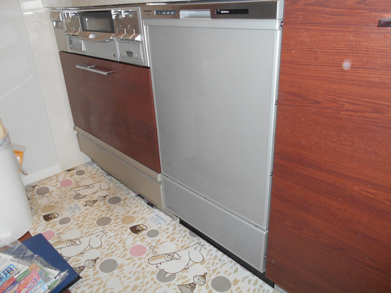 Panasonic製食器洗い乾燥機 NP-45MD9S