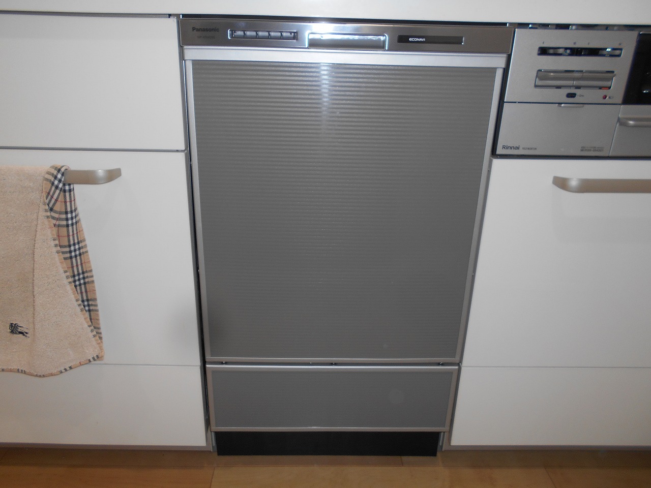 Panasonic製食器洗い乾燥機 NP-45MD9S