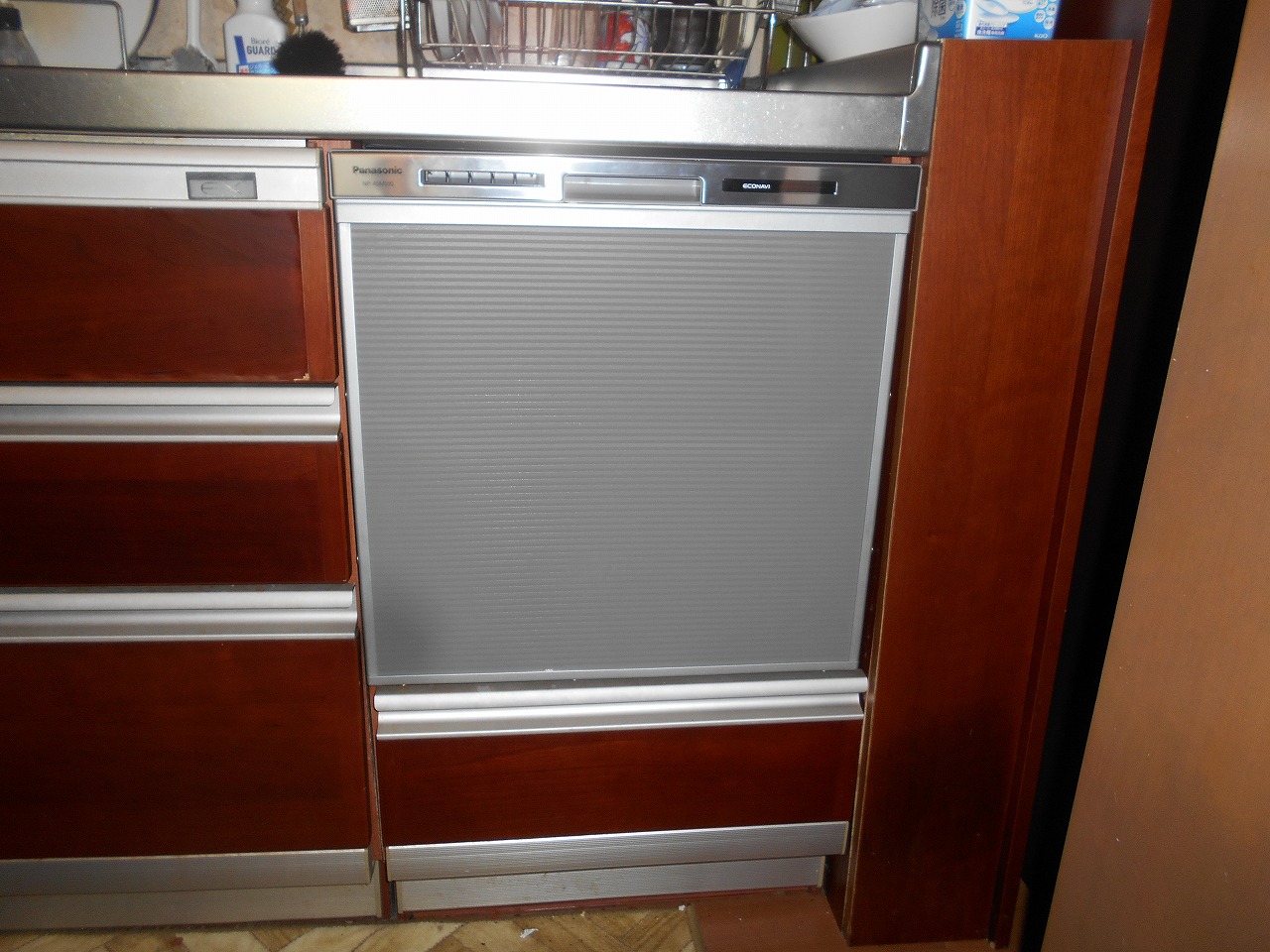 Panasonic製食器洗い乾燥機 NP-45MS9S