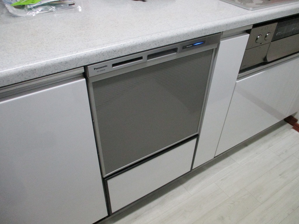 Panasonic製食器洗い乾燥機 NP-45MS9S