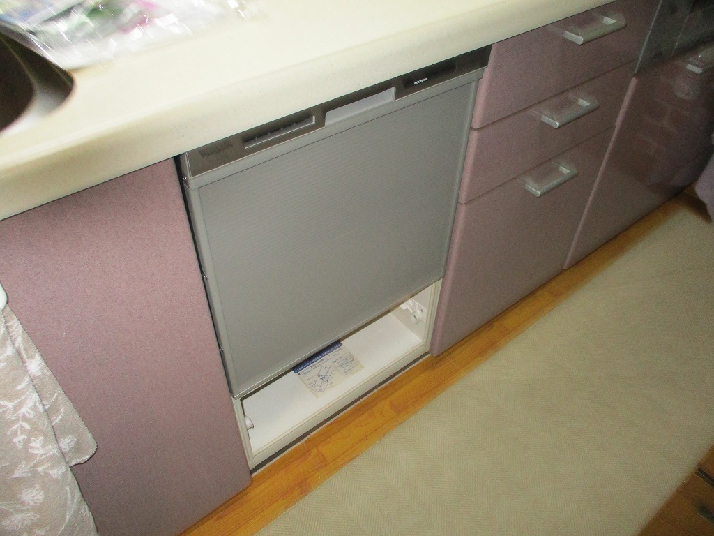 Panasonic製食器洗い乾燥機 NP-45MS9S
