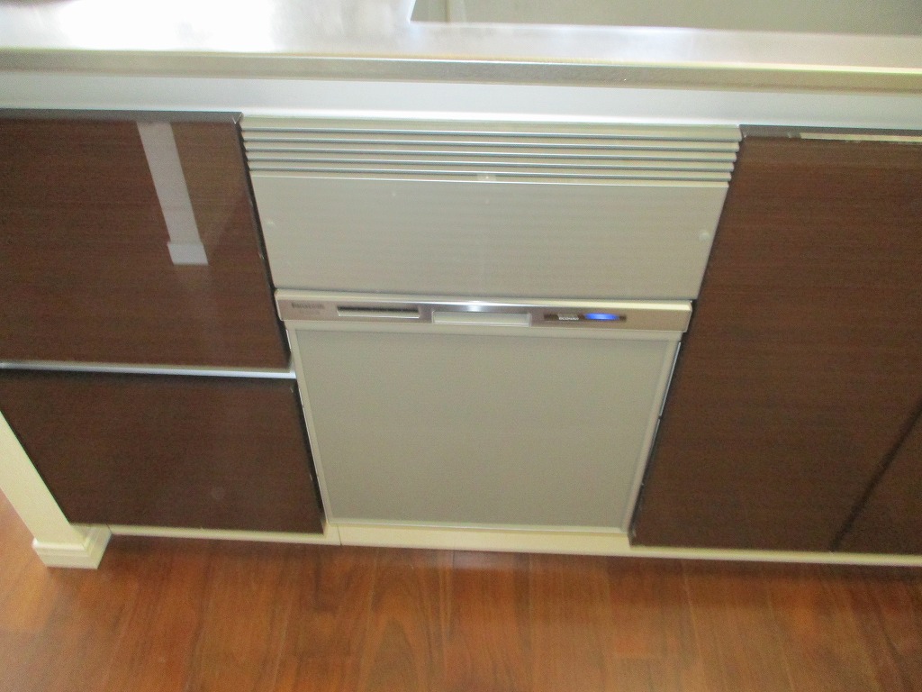 Panasonic製食器洗い乾燥機 NP-45MS9S