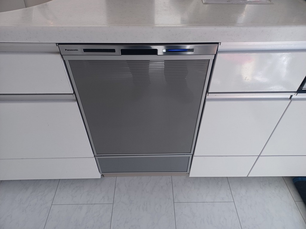 Panasonic製食器洗い乾燥機 NP-45MD9SP