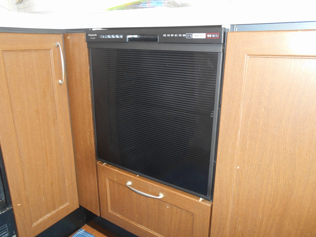 Panasonic製食器洗い乾燥機 NP-45RS9K