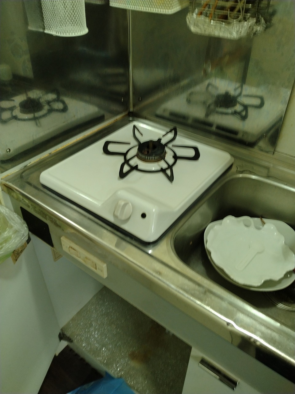 交換前ガスコンロ